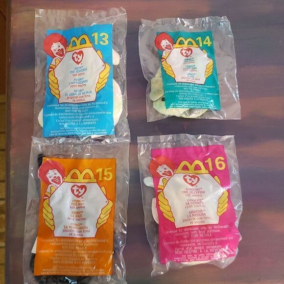 Vintage Complete Set of 18 Sealed McDonalds Teeny Beanie Babies (2000) - Picture 8 of 11